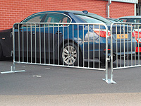 Galvanised 19 bar crowd control barrier