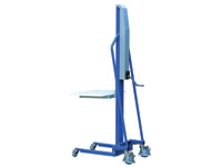 Manual stacker 200kg capacity, 1500 max lift